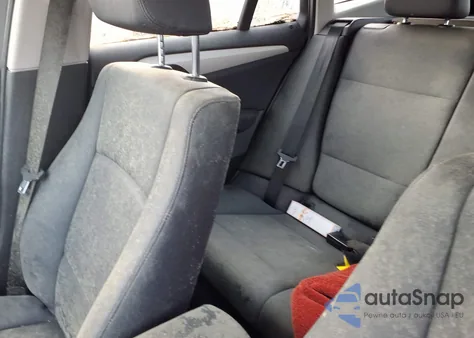 2015 BMW X1 xDrive28I z USA, uszkodzony, nr VIN WBAVL1C51FVY25628